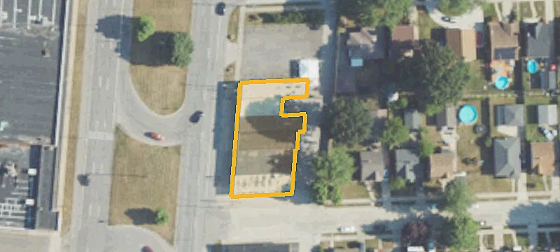 3723 Ft St
