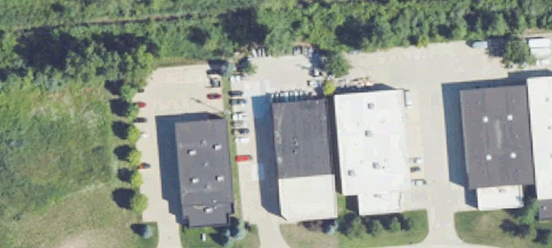 14967 Commercial Dr