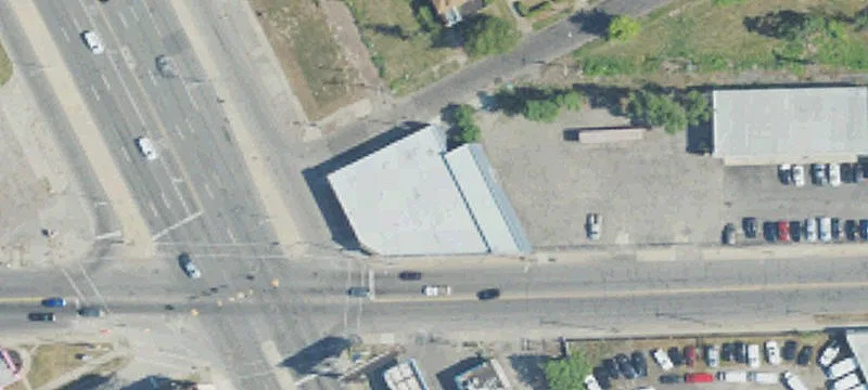 17100 Woodward Ave