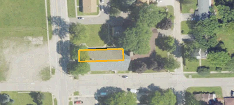 551 Hamburg St