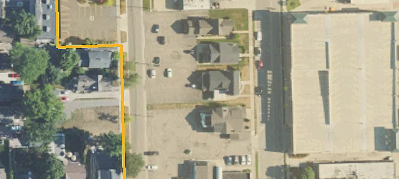 421 Walnut Blvd