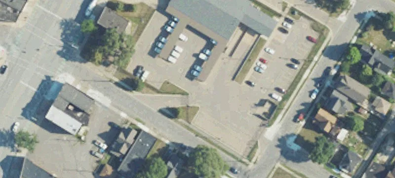 15 Henry St