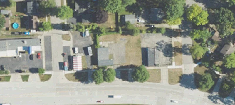 290 Walton Blvd