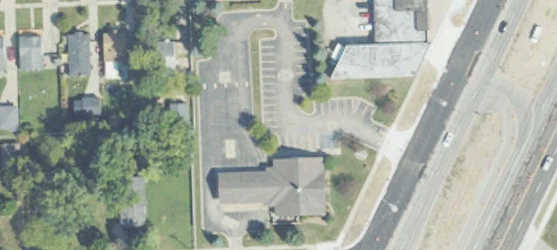30379 Gratiot Ave