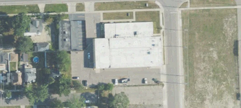 1220 9th Mile Rd