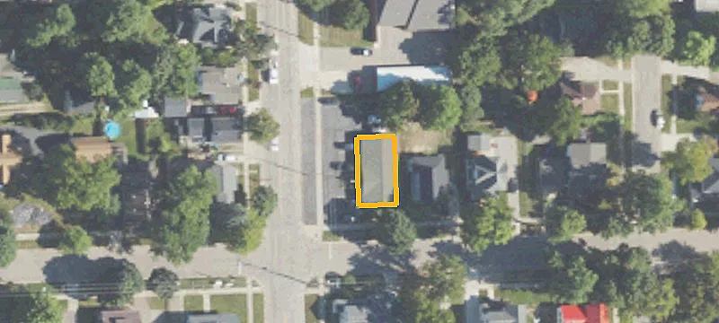 411 Broad St