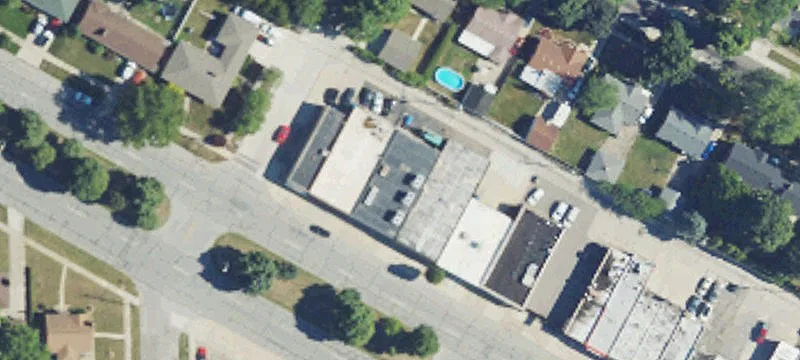 22015 Outer Dr