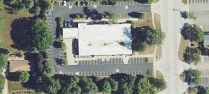 24585 Evergreen Rd