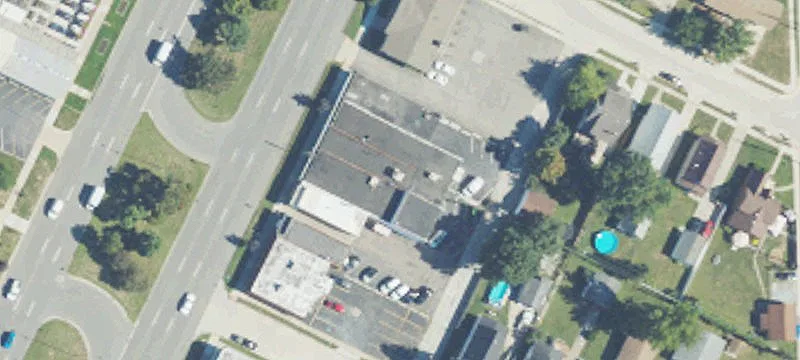 23720 Gratiot Ave