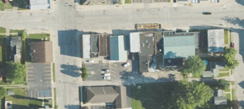 32 Ctr St