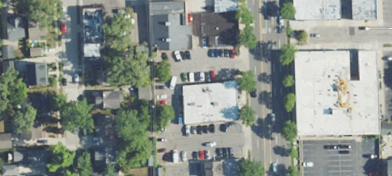 929 Main St