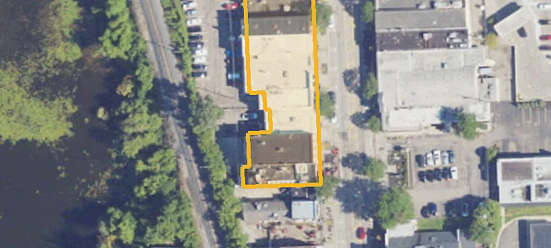 345 Main St