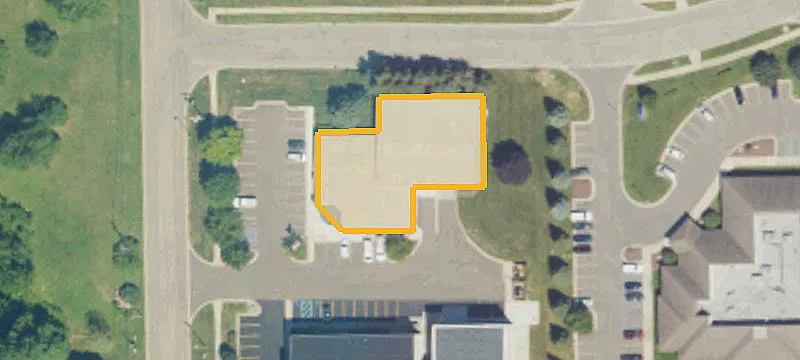 3350 Pinetree Rd, Unit 8