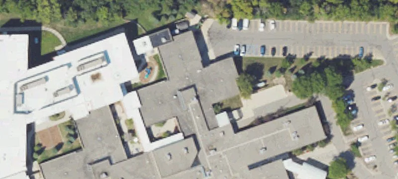 1525 University Dr