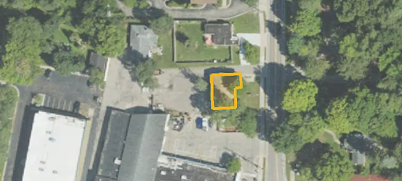 5015 Park Lk Rd