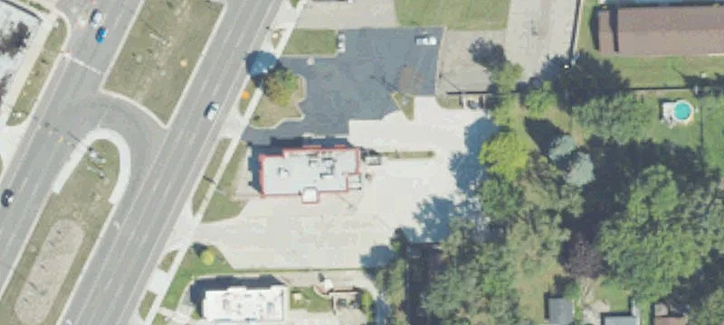 28560 Gratiot Ave