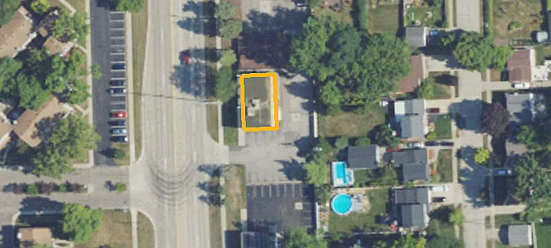 850 Crooks Rd