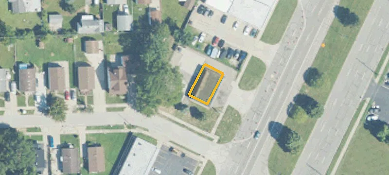 33401 Gratiot Ave