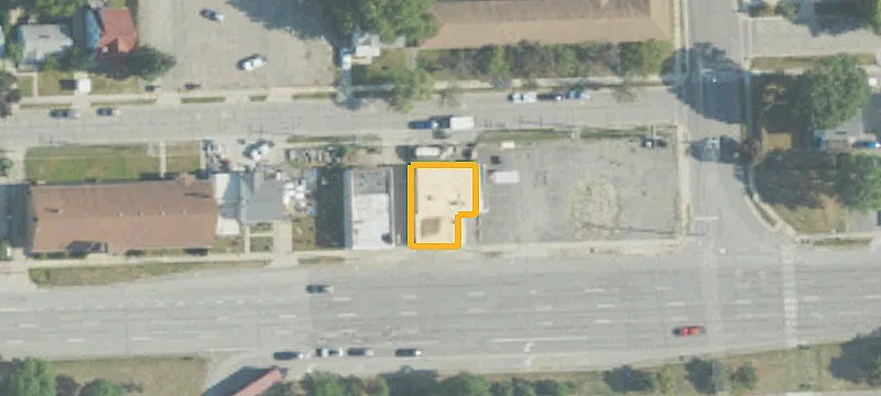 711 8th Mile Rd