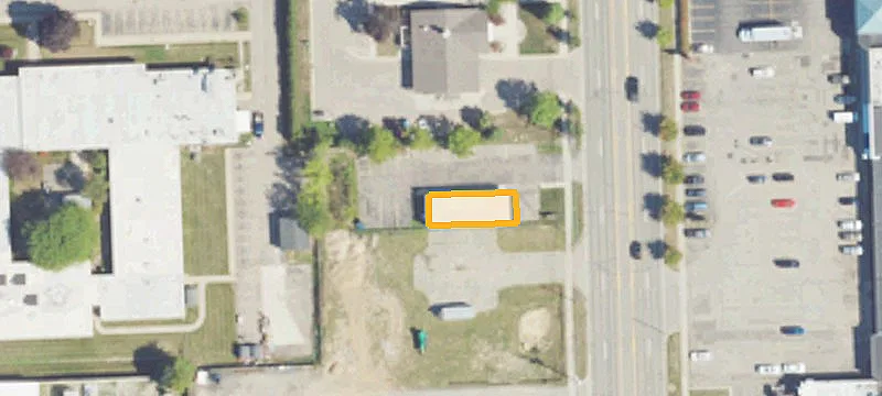 1219 Leroy St