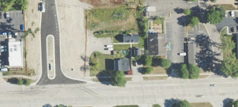 31130 10th Mile Rd