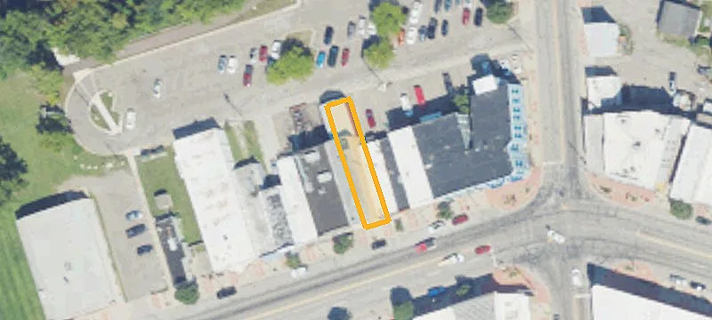 128 Grand Riv Ave, Unit 6