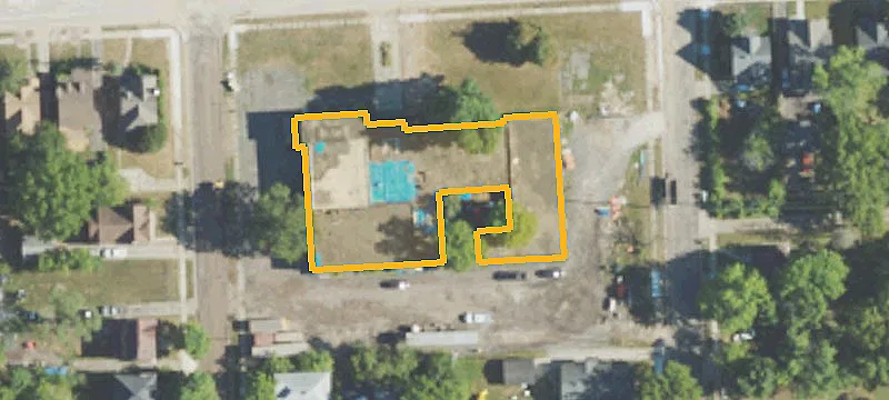 79 Elizabeth Lake Rd