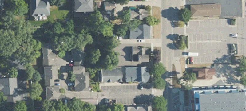 121 Walnut Blvd