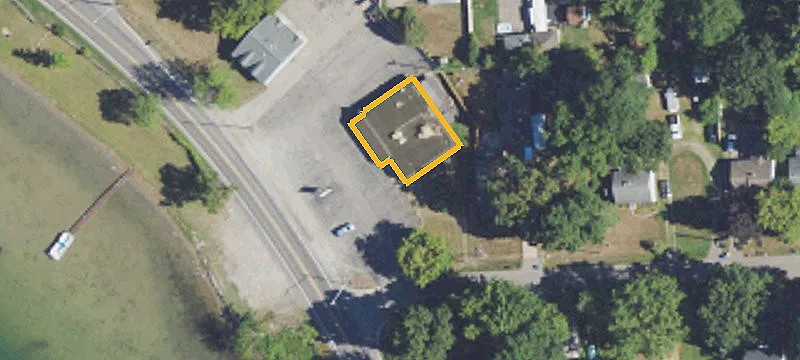 4904 Elizabeth Lk Rd