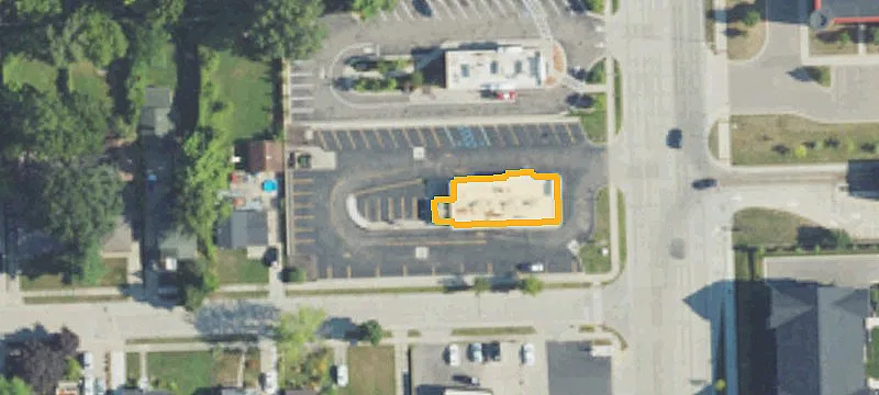 1421 Main St