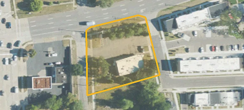 140 Huron St