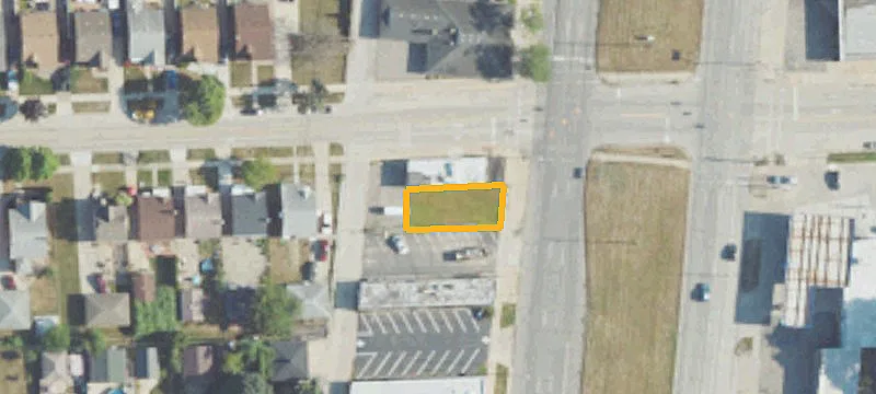 3858 Ft St