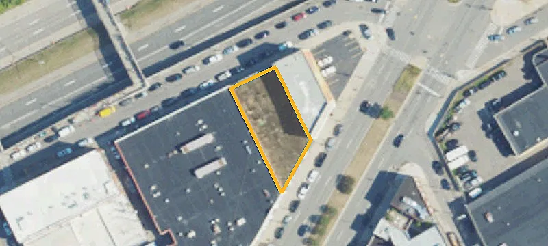 1451 Gratiot Ave