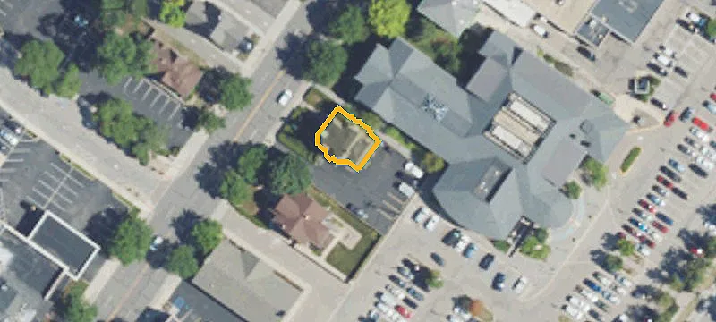 233 Main St