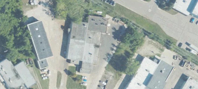 49803 Leona Dr