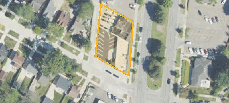 19683 Mack Ave