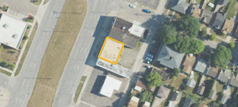 2215 Ft St