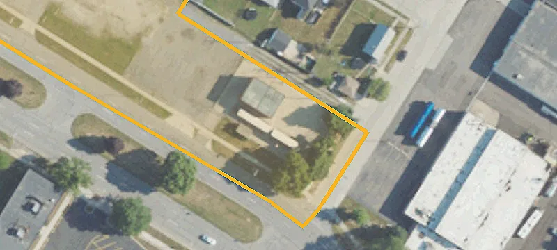 25111 Outer Dr