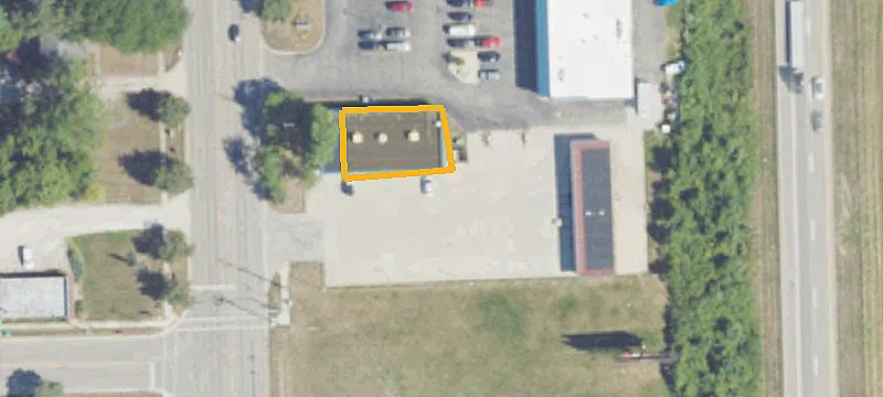 1132 Dexter St