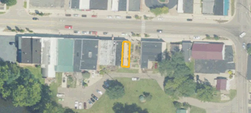 137 Main St