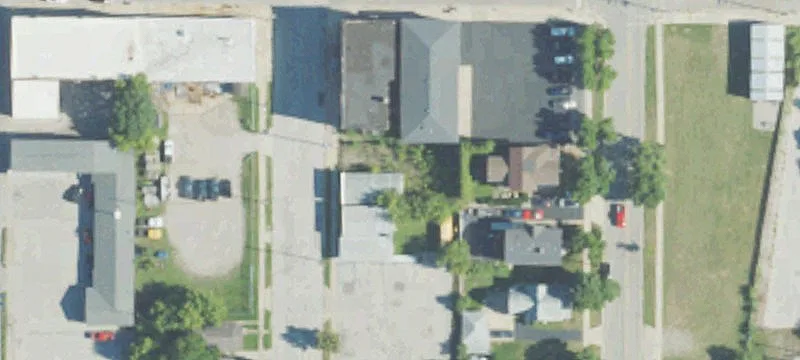 207 Linn St
