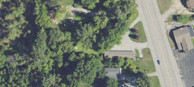 868 Huron Rd