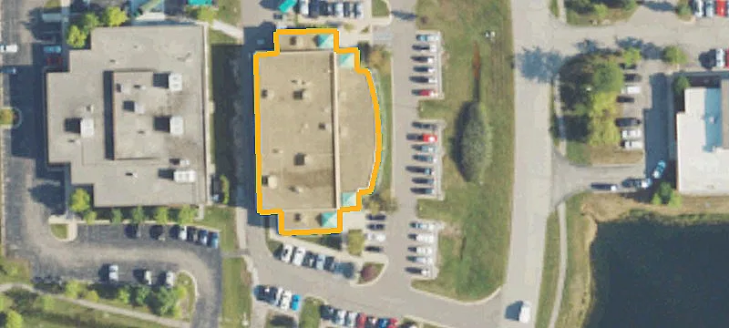 655 Fairfield Ct