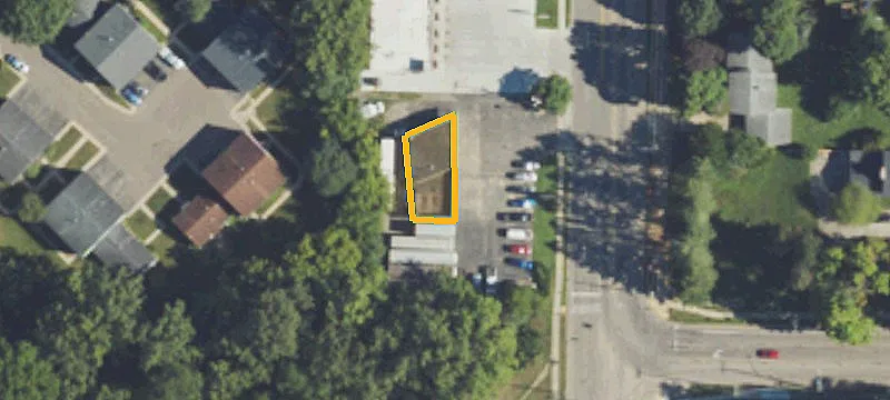 3330 Waverly Rd