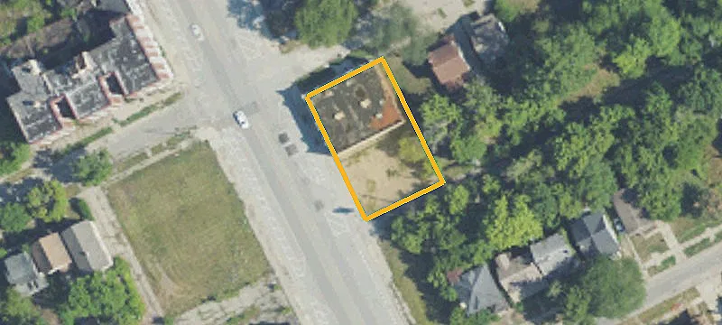 12150 Hamilton Ave