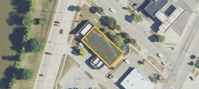 26455 Huron Riv Dr