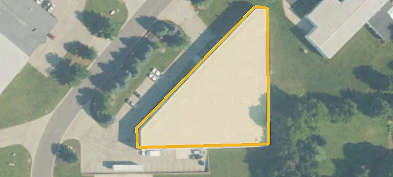 8200 Graphic NE Dr