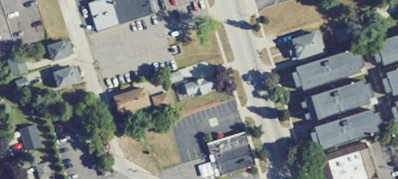 1256 Monroe St