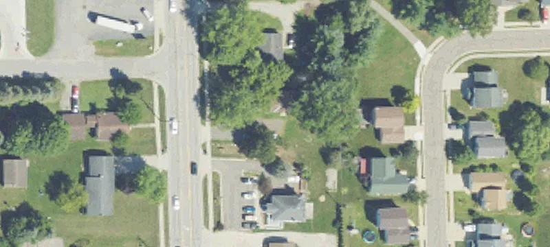 709 Grand Ave
