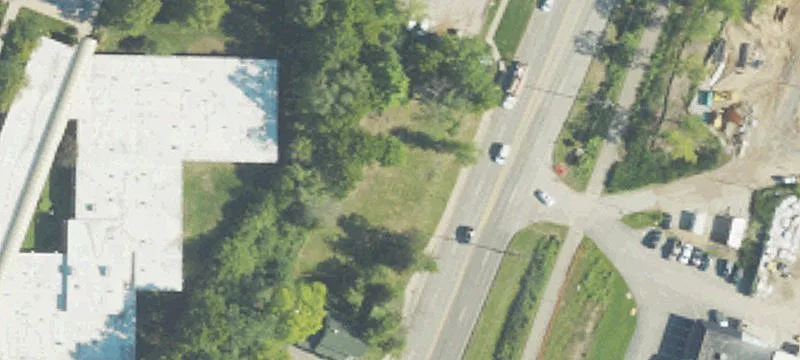 4109 Riv NE Dr